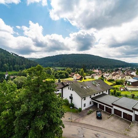 Schwarzwaldsuite Mit Panorama Waldblick Enzklösterle Exteriör bild